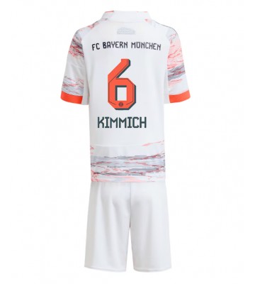 Bayern Munich Joshua Kimmich #6 Udebanetrøje Børn 2025-26 Kortærmet (+ Korte bukser)